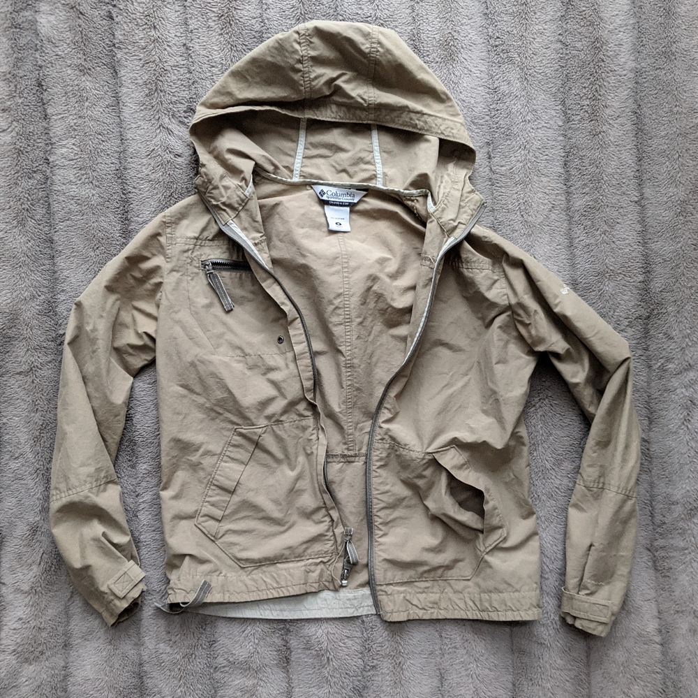 Columbia Tan Lightweight Jacket M